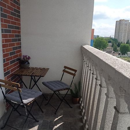 New England Deluxe Apartment Kyiv Exterior photo